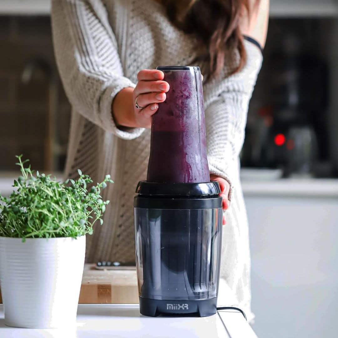 nutrition-and-protein-blender-i7 MiiXRX7_lifestyleImage_1.jpg