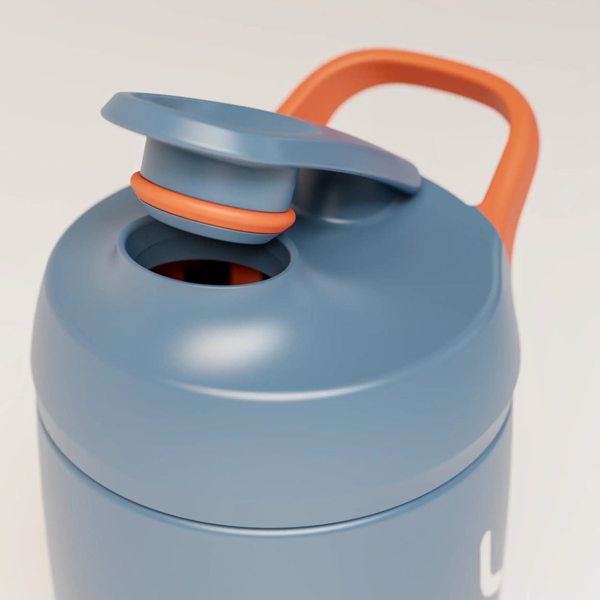 insulated-performance-shaker-bottle-m8 SHKR_18550_dwSS-S1.1_midnightBlue_burntOrange_2_4_highInsert_edit.png