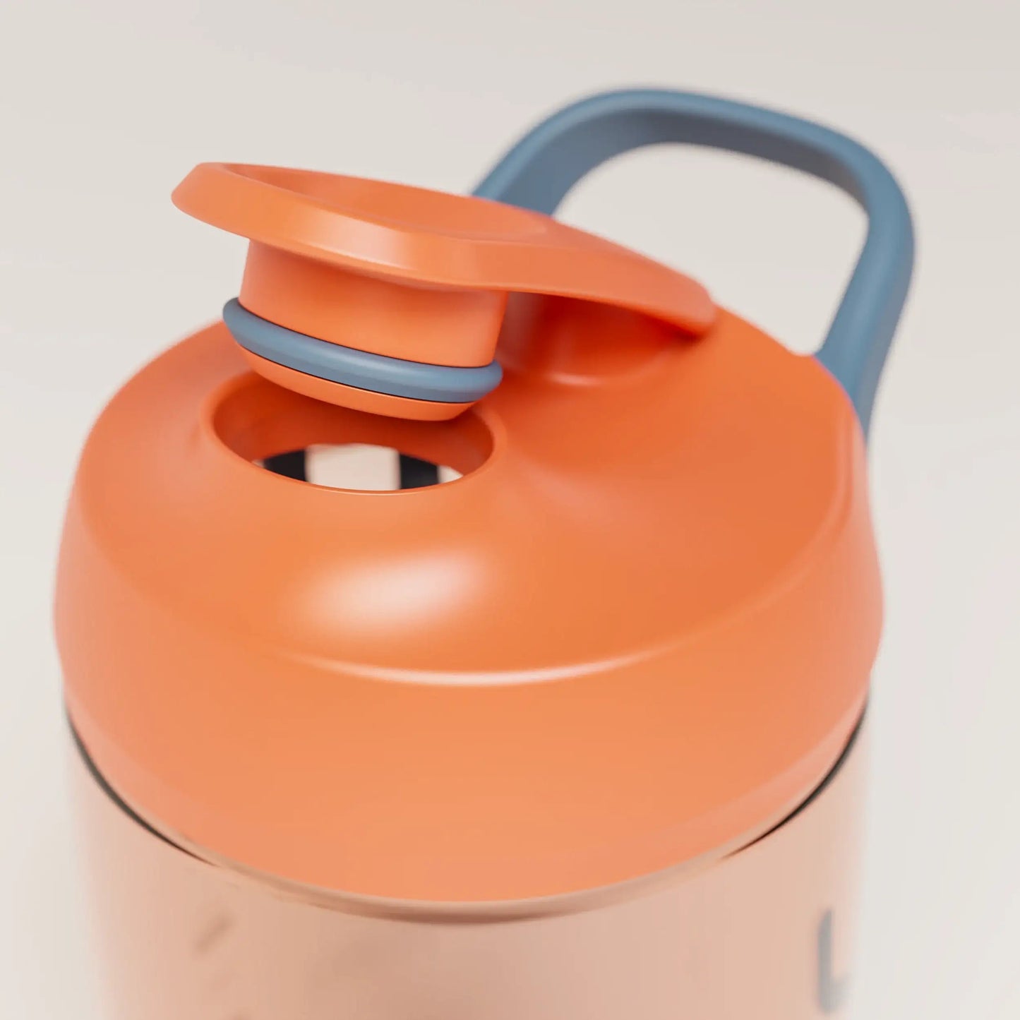 ecozen-performance-shaker-bottle-c6 SHKR_24700_P-S1.1_burntOrange_midnightBlue_2_4_highInsert_edit_5fd2c49f-de30-40e7-8d93-300097a4ce37.png