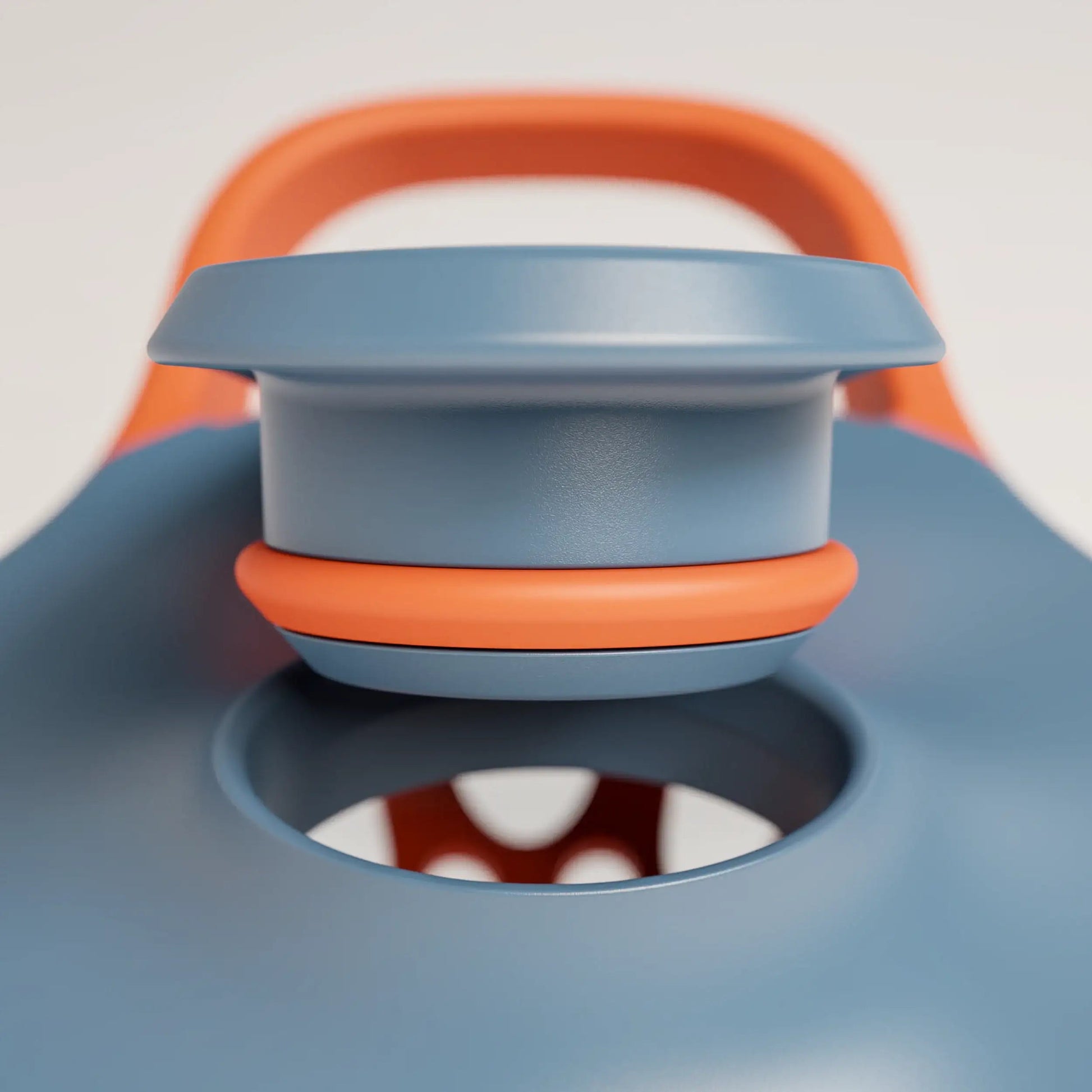 ecozen-performance-shaker-bottle-c6 SHKR_24700_P-S1.1_midnightBlue_burntOrange_2_2_MPCloop_edit.png