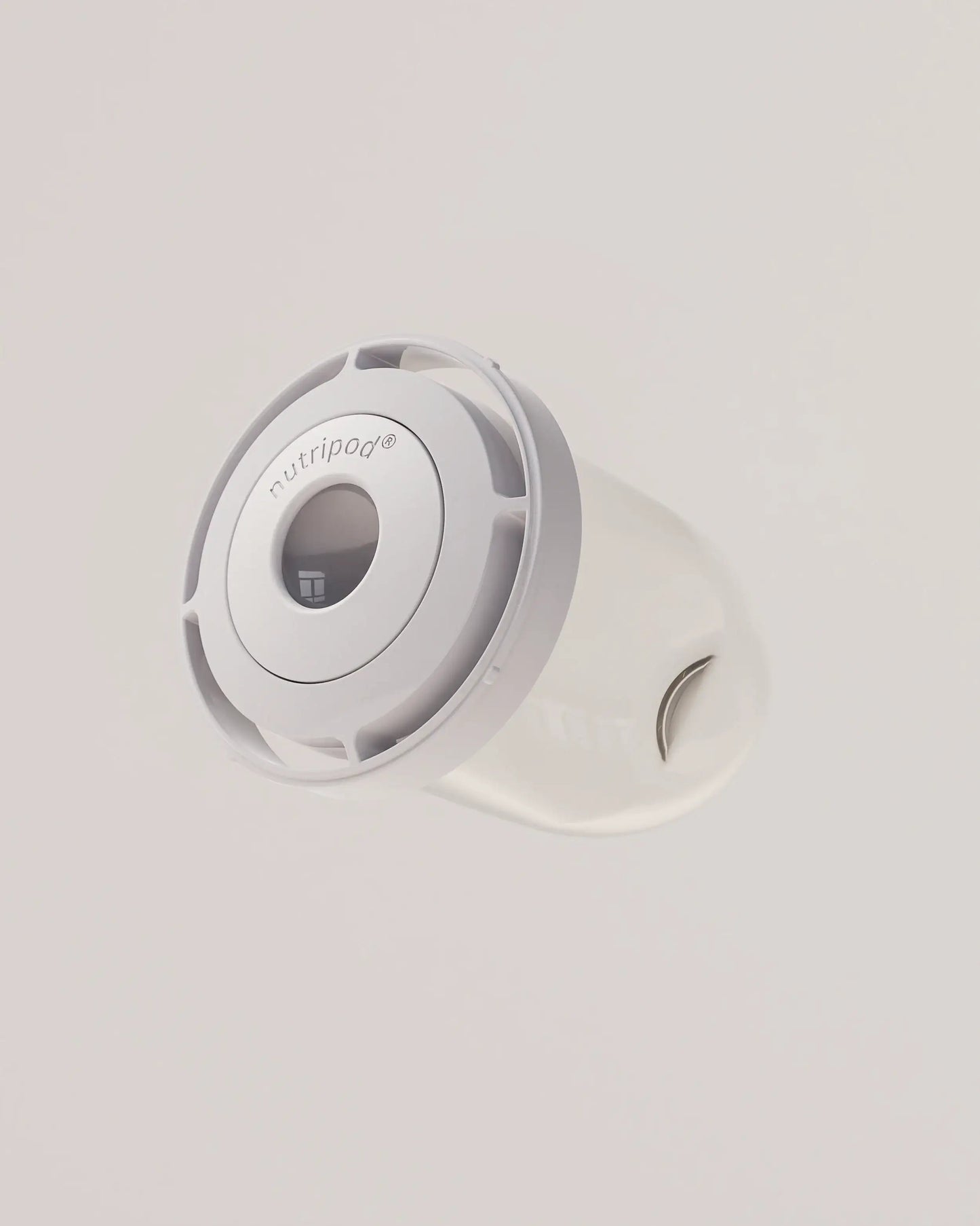 electric-shaker-bottle-s2 VM_LiPo_3.7-700_v1_coolGray_4x5_4_2_nutripod_EDIT.png